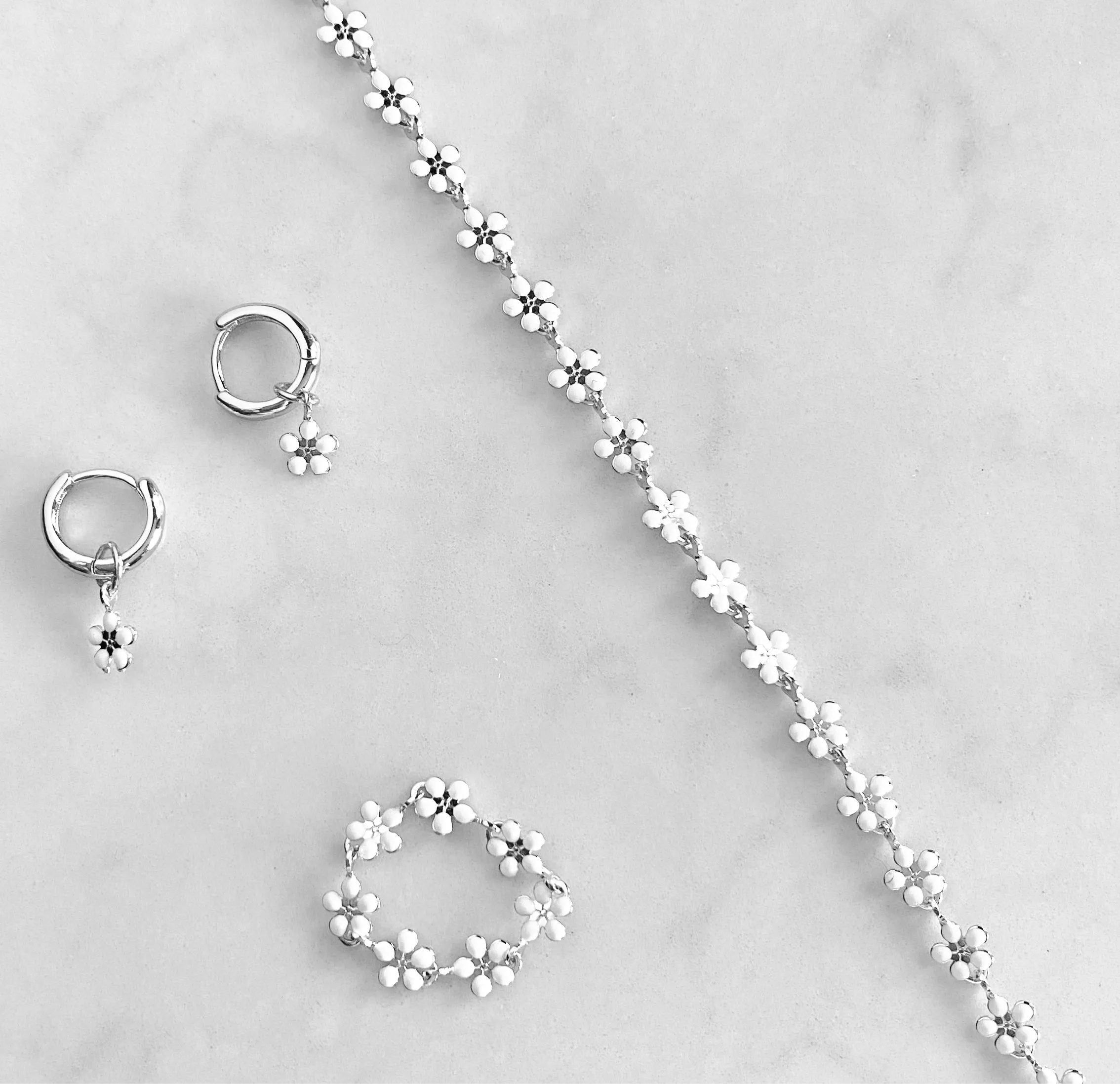 Daisy Anklet | Delicate White & Gold/Silver Flower Anklet